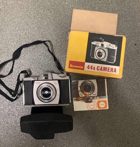 Vintage 1960 kodak brownie - kodak,