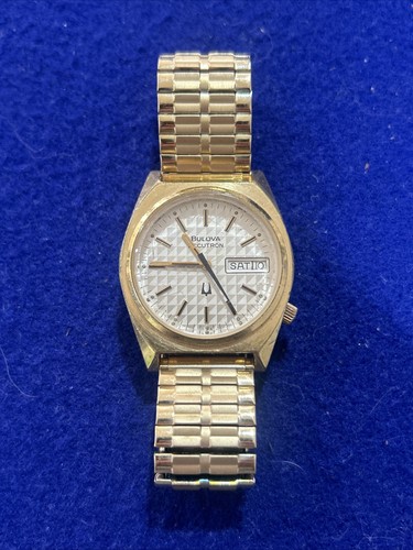 Vintage bulova accutron day - bulova,