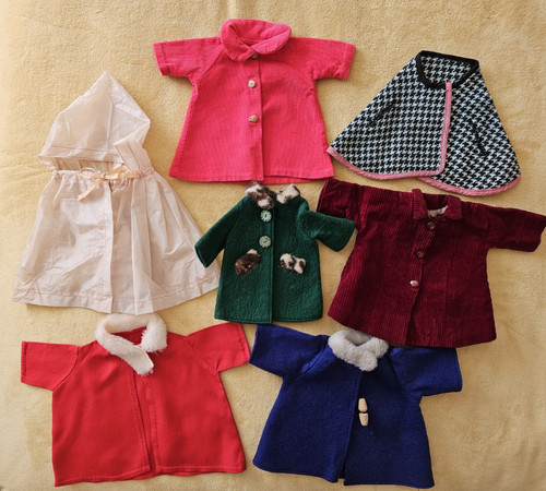 Vintage dolls coats - capes,