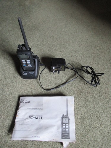 Handheld vhf marine radio