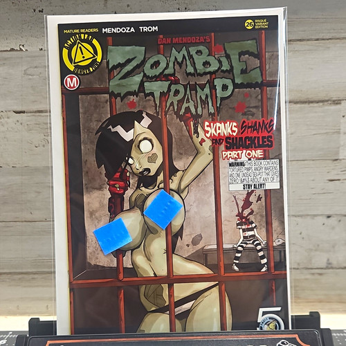 Zombie tramp dan mendoza - zombie,