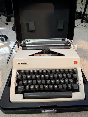 Olympia sm9 luxe type 1972 - de,