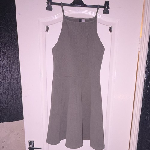 Divided grey skater - divided,