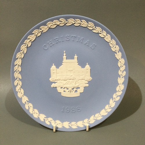 Wedgwood jasper ware christmas - jasper,