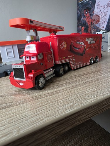 Cars mack transporter - mack,