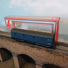 Lima 305250W GUV Parcel Van BR