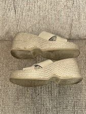Zara size 4 beige cream