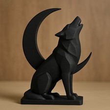 Howling Wolf Moon Statue - 3D