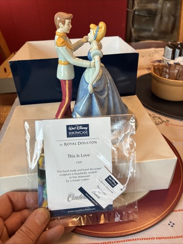 Royal doulton disney showcase - royal,