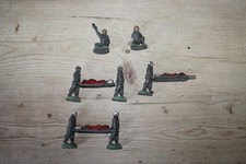BRITAINS HERALD VINTAGE 1/32 SCALE STRETCHER BEARERS X 3 PLUS KNEELING FIGURES