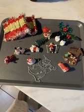 Vintage Christmas Cake Decorations Plus Tin