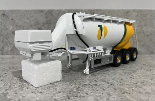 Corgi tri axle - tri-axle, feldbinder