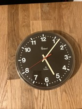 Vintage Wall Clock Brown -