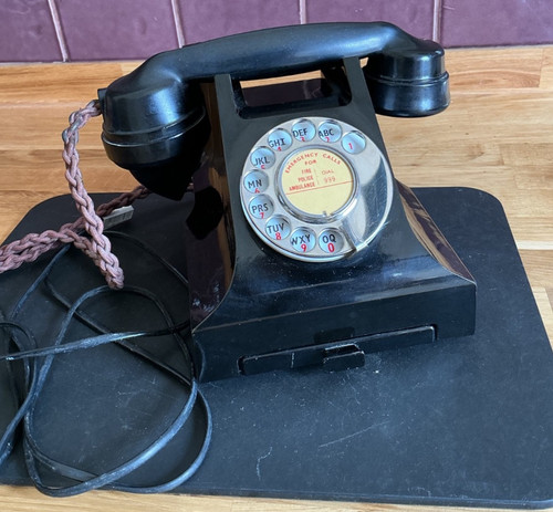 Vintage black bakelite - vintage,