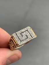 9ct gold diamond cluster ring 5 grams
