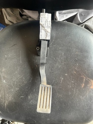 Ford focus mk3 - ford, accelerator