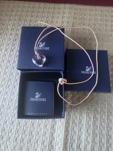 Swarovski light pink crystal - pink,