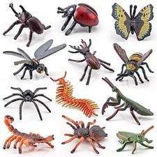 12Pcs Plastic Realistic Bugs