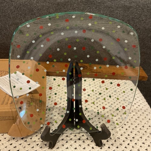 The pampered chef holiday dots - pampered,
