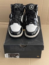 Nike Air Jordan 1 Mid SE GS Size UK 6  (N4417)