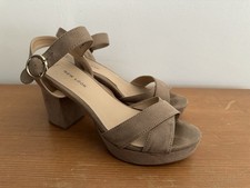 New Look  Heels Size 5 Women’s taupe