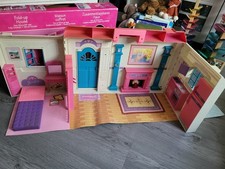 Vintage JESSICA  fold Up House Boxed . With Lights & Sounds  Suit Sindy  barbie