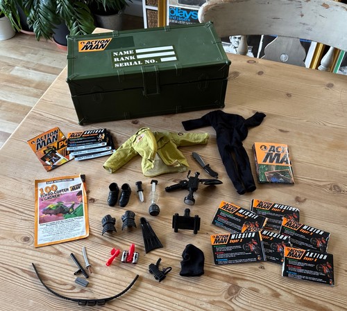 Vintage action man foot locker - vintage,