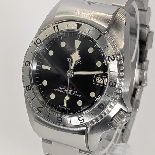 Tudor black bay p01 - bay,