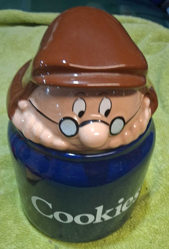 Gaffer cookie jar - cookie,