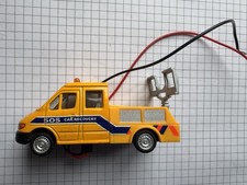 Die Cast Yellow Mercedes