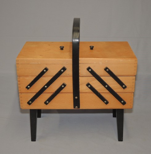 Wooden tier cantilever - 3,