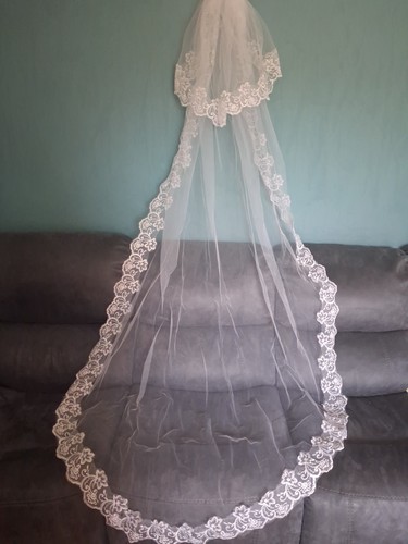 White wedding veil - , tier