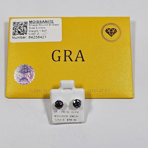 6mm color moissanite stud - d,