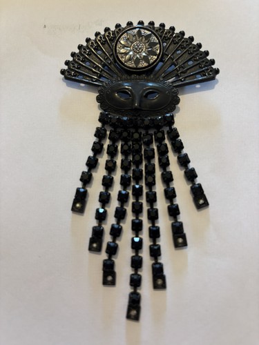 Vintage style black statement - vintage,