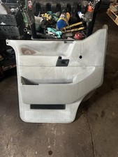 VW T4 TRANSPORTER 1998 1.9 TD PASSENGER SIDE LEFT DOOR CARD AND POCKET