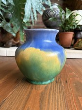 Vintage blue yellow green drip