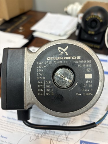 Grundfos 130 pump p n - 15-60, p/n