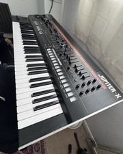 Roland Jupiter-X Synth (Mint)