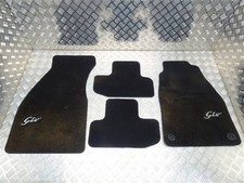 Black Floor Mats - Alfa Romeo