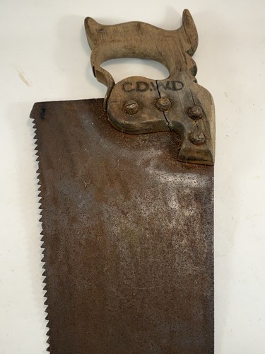 Vintage hand saw - 30”,
