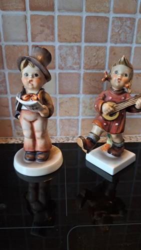 Pair vintage goebel - vintage, hummel