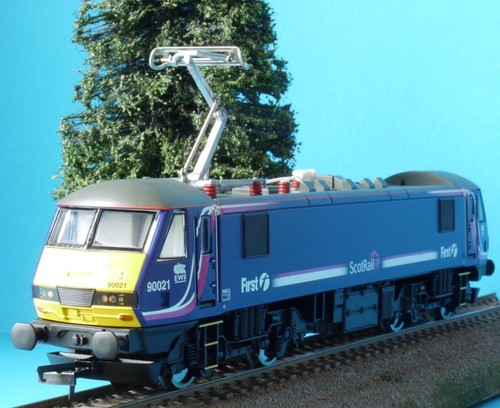 Hornby class r3053 loco - hornby,