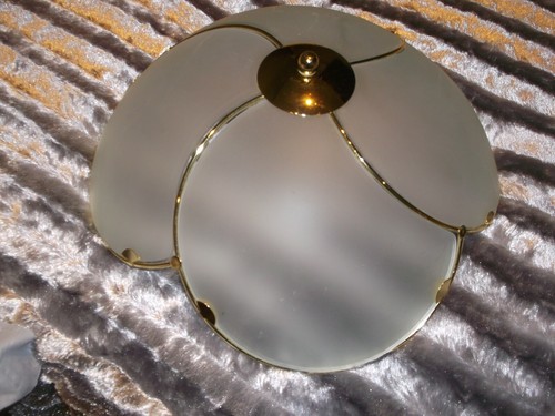 Vintage retro white - retro, scalloped