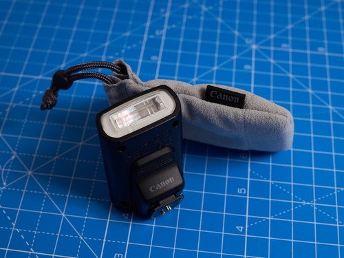 Canon speedlite 90ex - canon,