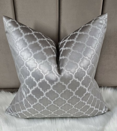 Moroccan lattice cushion - lattice,