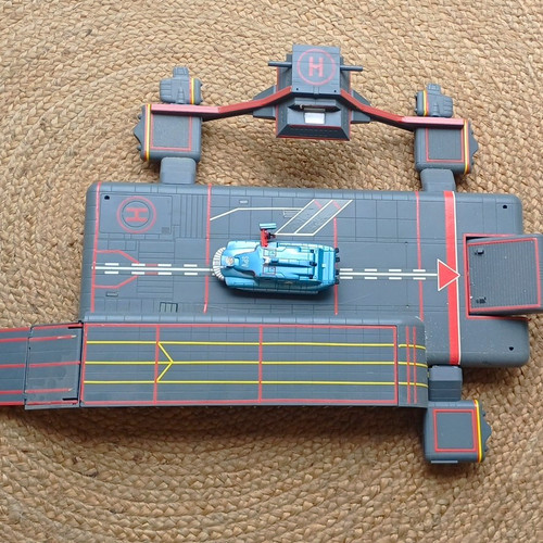 Captain scarlet and grey jets - ,