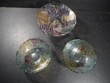 3 x Soga Japan Embossed Coloured Glass Items (2 Bowls & Tazza/Cake Stand)