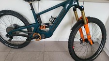 Santa Cruz Bullit 2023. Large.  Cube Stereo Haibike Orbea Specialized Trek Giant