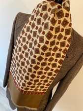 VTG mens 70's INDIE/MOD BEIGE PAISLEY ORNATE ACETATE EVENING DRESS LONG SCARF