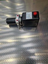 Hydraulic reversible power